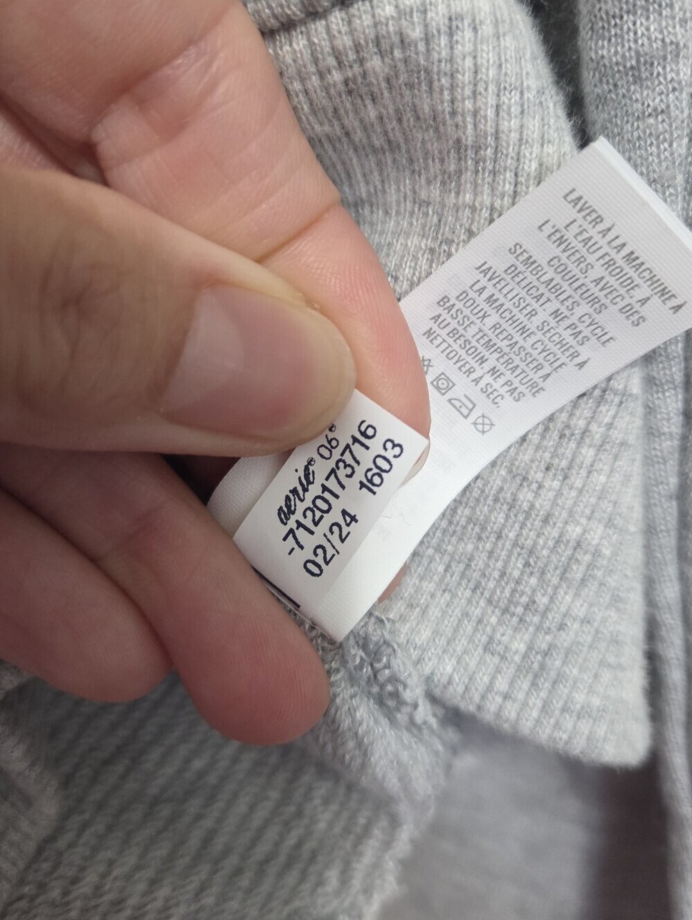 OFFLINE by Aerie Gray Full Zip Hoodie Terry Sweatshirt Sz XS Thumbhole Oversize - Picture 9 of 11